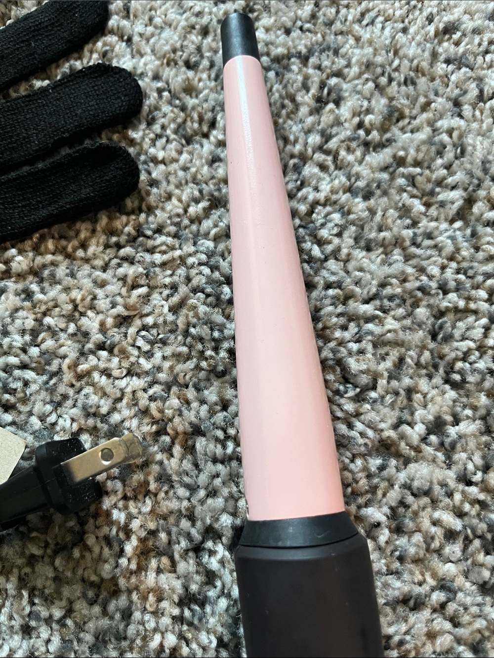 Remington Pink and Black Tapered Curling Wand with Glove - Picture 3 of 3